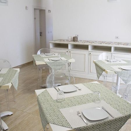 B&B Imperial Exclusive Rooms & Breakfast Porto Cesareo Buitenkant foto