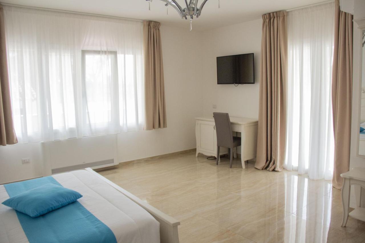 B&B Imperial Exclusive Rooms & Breakfast Porto Cesareo Buitenkant foto