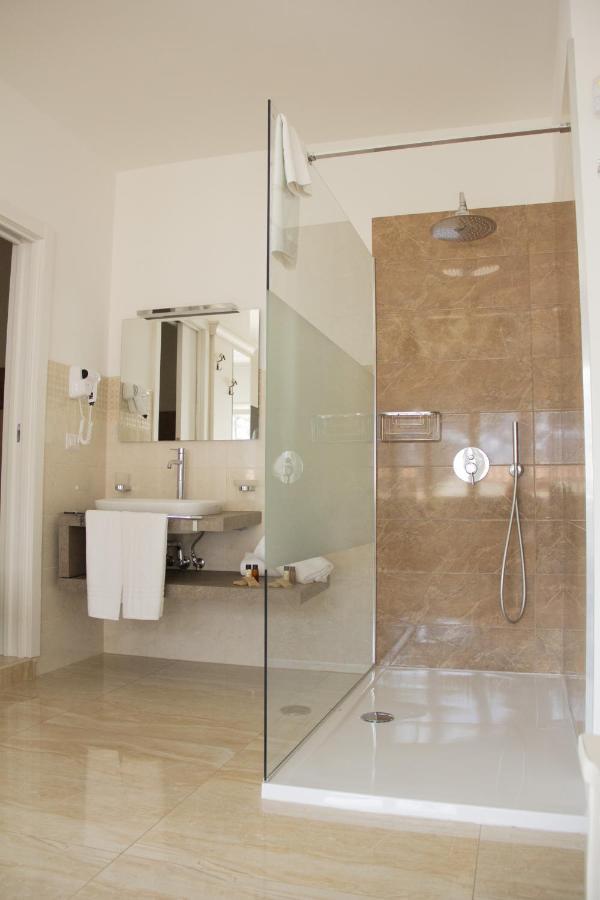 B&B Imperial Exclusive Rooms & Breakfast Porto Cesareo Buitenkant foto