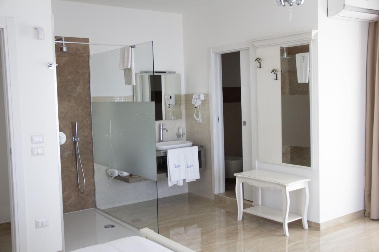 B&B Imperial Exclusive Rooms & Breakfast Porto Cesareo Buitenkant foto