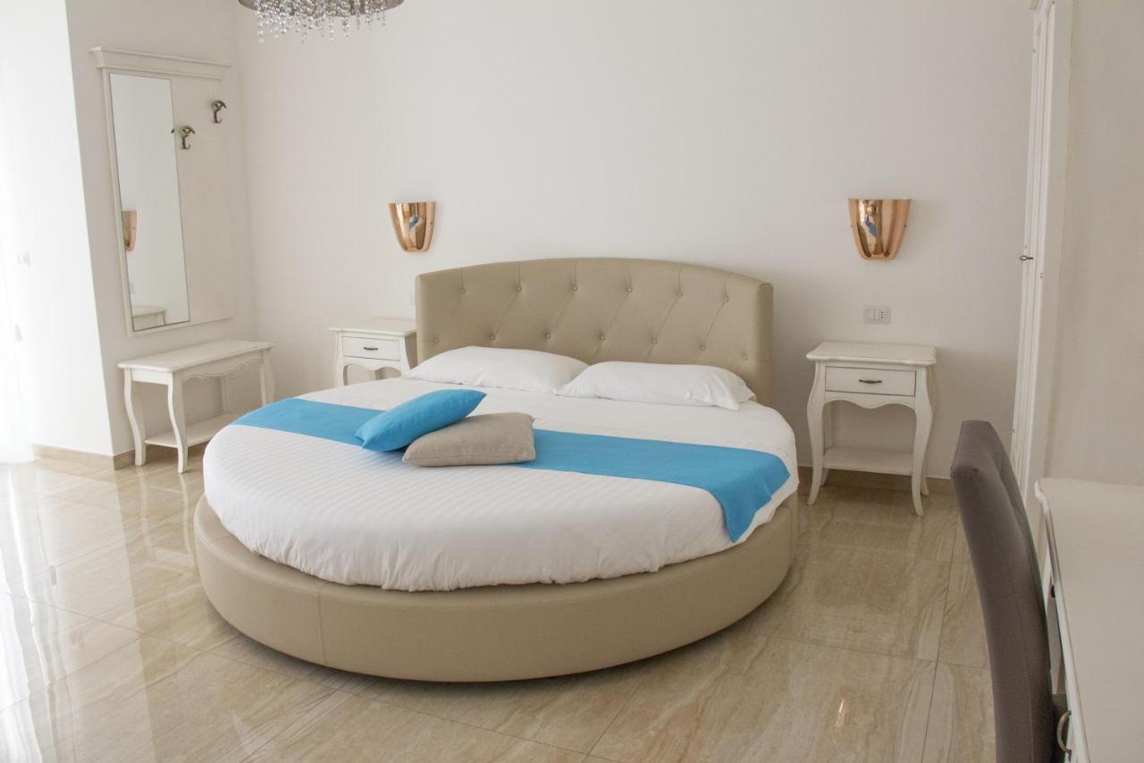 B&B Imperial Exclusive Rooms & Breakfast Porto Cesareo Buitenkant foto