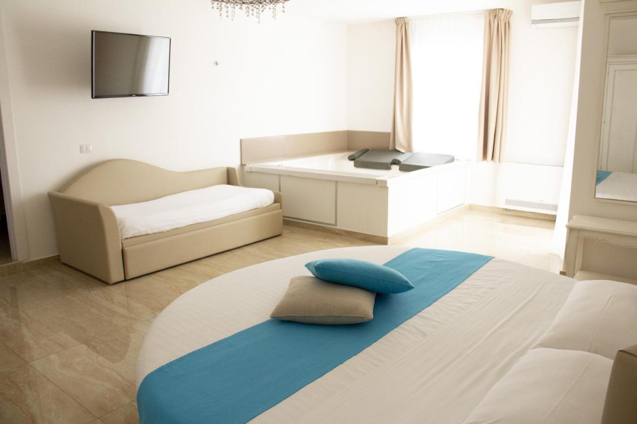 B&B Imperial Exclusive Rooms & Breakfast Porto Cesareo Buitenkant foto