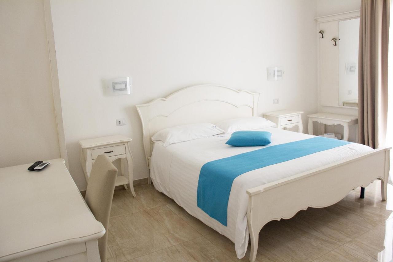B&B Imperial Exclusive Rooms & Breakfast Porto Cesareo Buitenkant foto