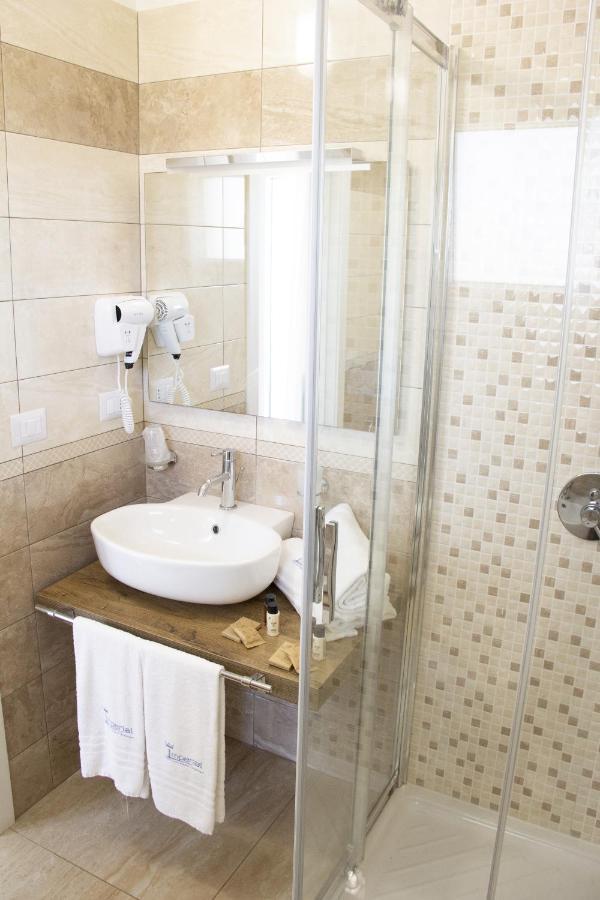 B&B Imperial Exclusive Rooms & Breakfast Porto Cesareo Buitenkant foto