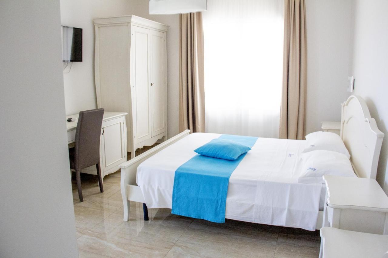 B&B Imperial Exclusive Rooms & Breakfast Porto Cesareo Buitenkant foto